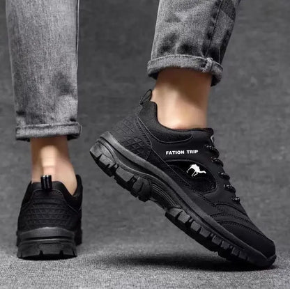 Outdoor Men Hiking Shoes