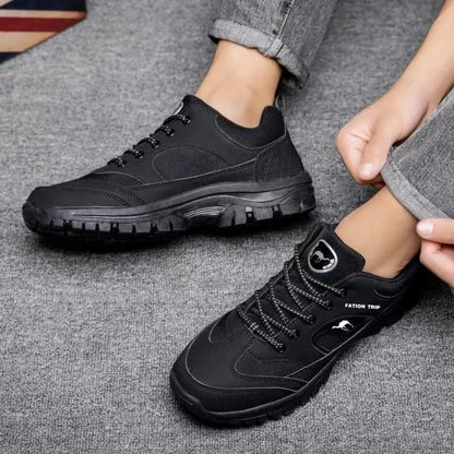 Outdoor Men Hiking Shoes