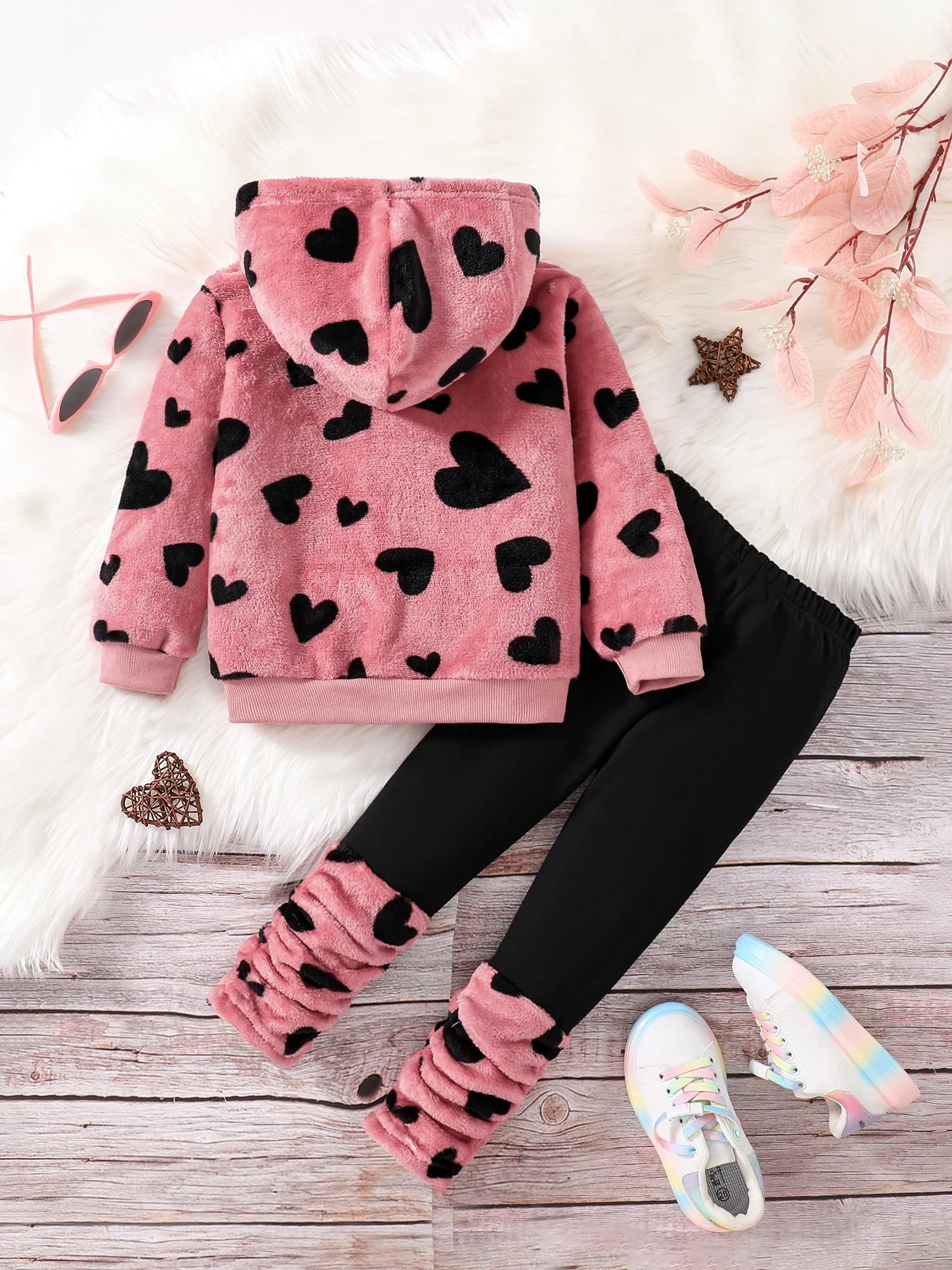 Comfortable love plush hooded